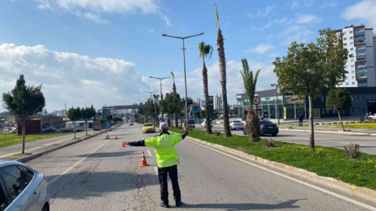 2,5 AYDA 142 BİN 674 ARAÇ VE SÜRÜCÜ DENETLENDİ